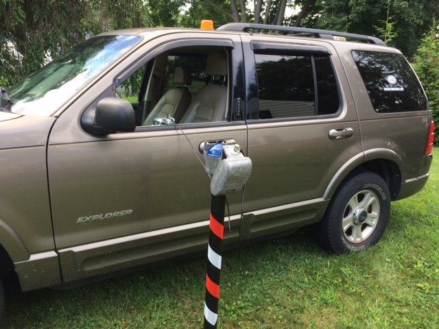 Portable Wireless Drive-In Speaker Post